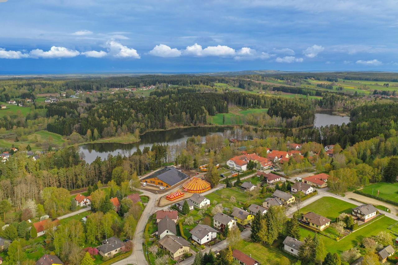 Theater- Und Feriendorf Koenigsleitn Gmbh Litschau Extérieur photo